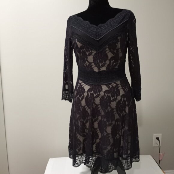FREE PEOPLE BLACK LACE MINI DRESS WITH 3/4 SLEEVES WOMEN SIZE L - Picture 1 of 7